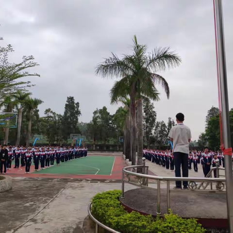 雷锋精神星火传，向善扎根我校园       ——“学雷锋月”系列活动小结