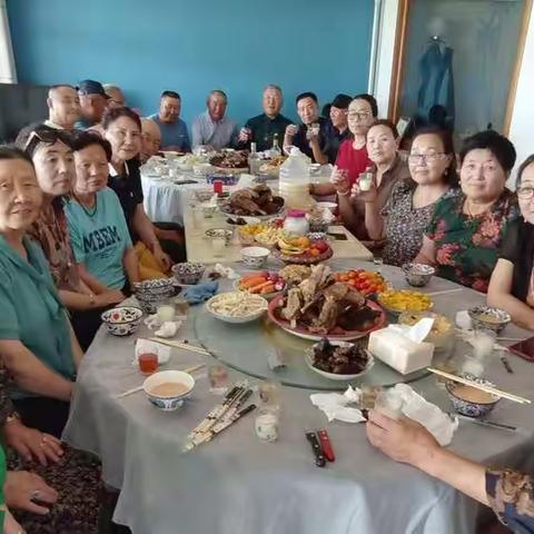 难忘50年同学情之美食篇
