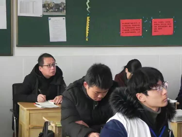 竹箦中学接受溧阳市教育局行政视导
