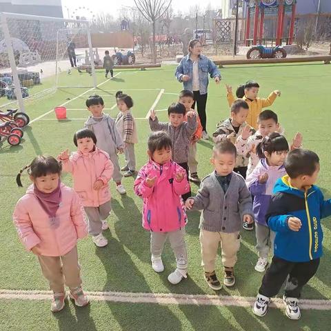 春晓二班～快乐长大