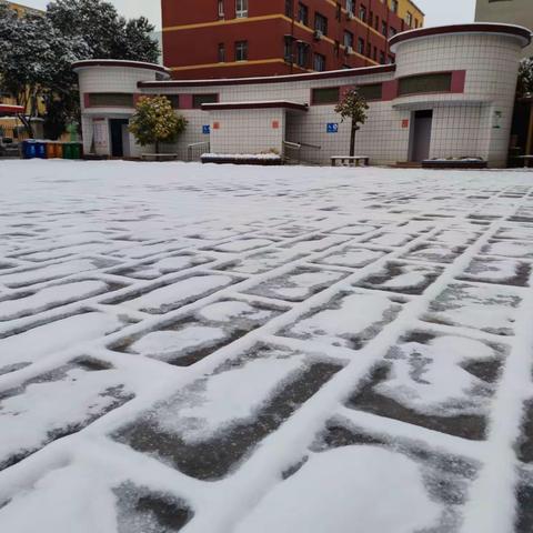 2022年校园雪景