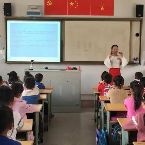 故事妈妈进校园，幸福快乐满学堂——城南实验小学一（10）班“金蔷薇”故事妈妈进课堂