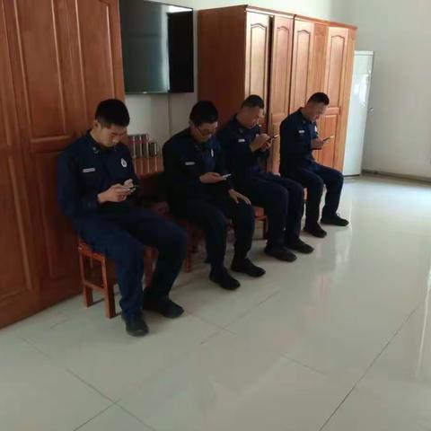 清明祭英烈 红色永传承——商城消防救援站开展网上祭扫活动