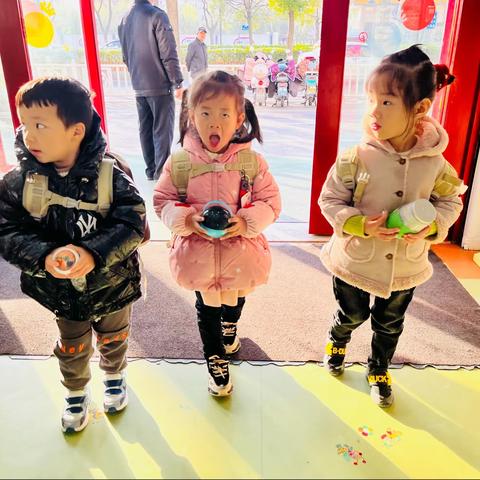 【宝福娃·主题活动】小班组感恩节护蛋主题活动