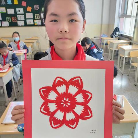 河北街高级剪纸《八折团花》