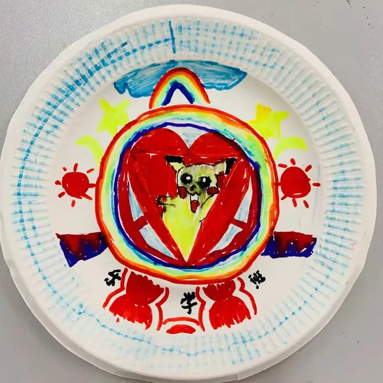 同一个班级,同一个梦想.一一我们班的班徽诞生啦