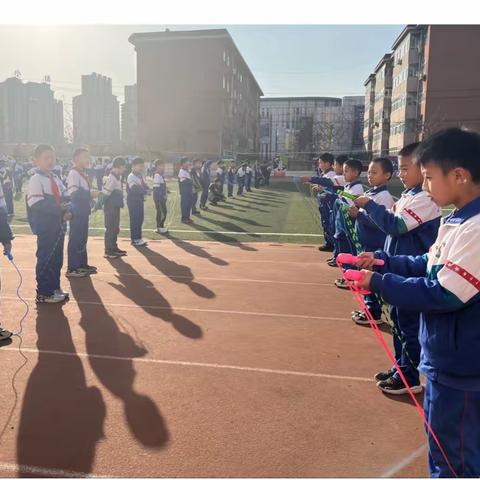 长河小学体育系列活动——“绳”彩飞扬
