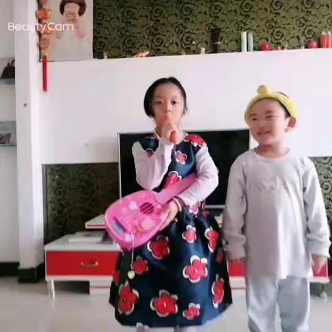 感恩陪伴成长，祝福最美女王节👸