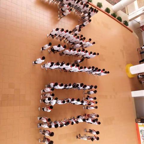 钦州市子材小学校歌MV拍摄各班造型