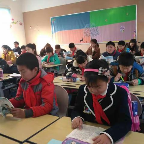 教研之花，迎着春风，静静绽放————秋韵外国语学校2018年春第二周语文教研活动