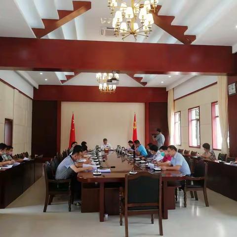 五指山市委全面依法治市委员会召开第二次会议