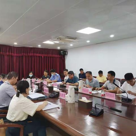 省司法厅行政执法专项监督检查组到五指山市开展行政执法专项监督检查