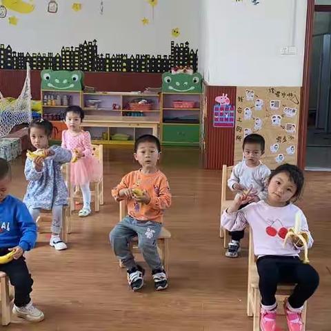 “一群小捣蛋”的一天～﻿//桐木漯中心幼儿园小班