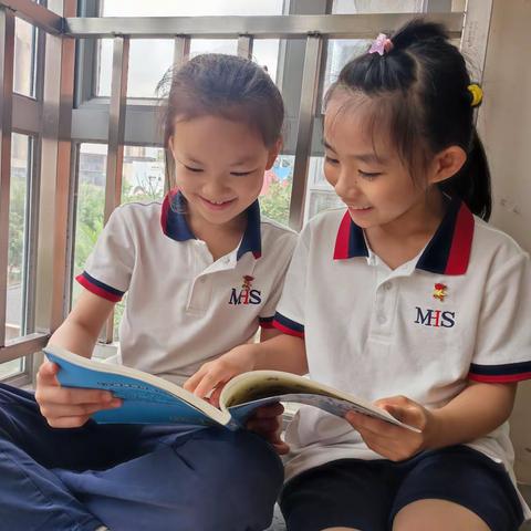 四“阅”，快乐读书月，书香伴成长——记修竹班四月份的点滴