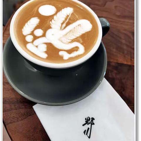 这家网红咖啡馆还真有点酷