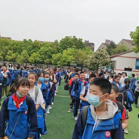 《循迹屈原故里，探访峡江文化》