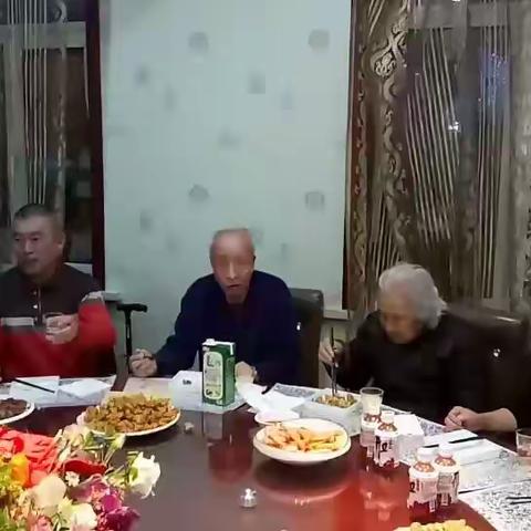 🐷年春节喜相逢