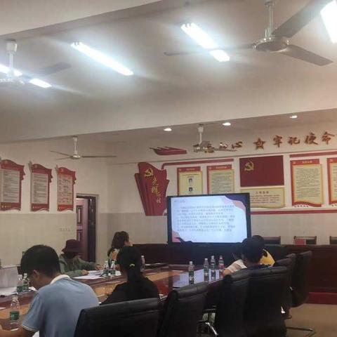 《农村学校高中学困生议论文“六步式”写作的实践研究》小课题开题论证活动