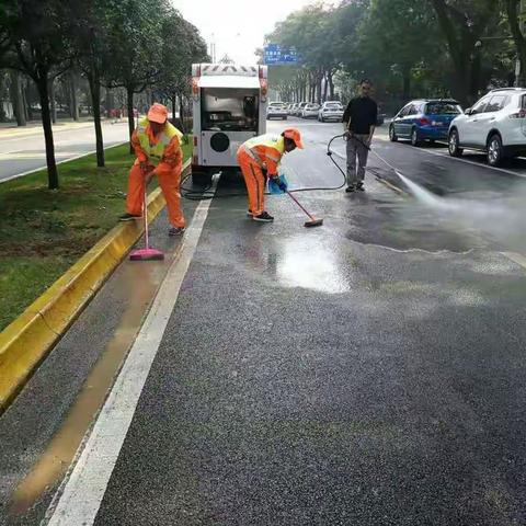 【曲江新区城市管理服务中心】劲不松、效不降、力不减，全力做好国庆节日期间市容环境保障