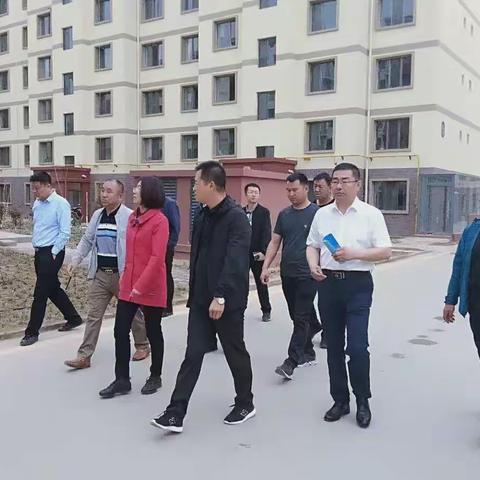 临河区长张如红调研指导曙光乡农村人居环境整治及“厕所革命”工作