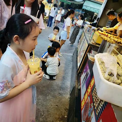 2021  华侨大学摘杨梅，学生街觅美食