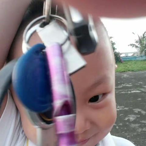 记录宝贝入园第一周，宝贝的变化很大！继续加油！宝贝的成长离不开老师的栽培，谢谢你们！！！