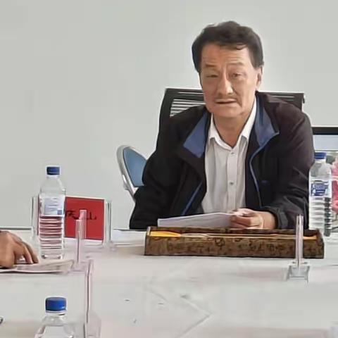 白山市老年书画研究会召开会长会议