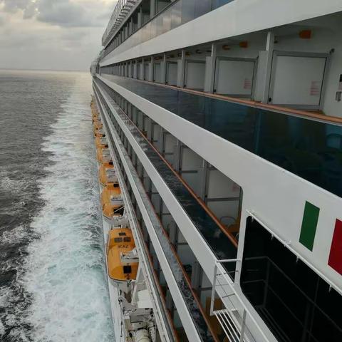 赛琳娜海上邮轮旅游