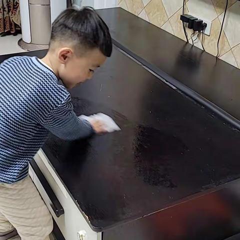 第十四督学责任区第三幼儿园豆豆二班孝心作业