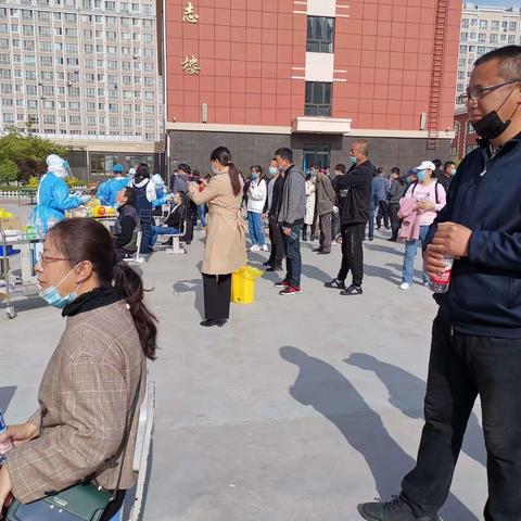 复课安全是第一，准备工作保周全——密山市八五七学校九年级毕业班全体师生为安全复课做好核酸检测工作