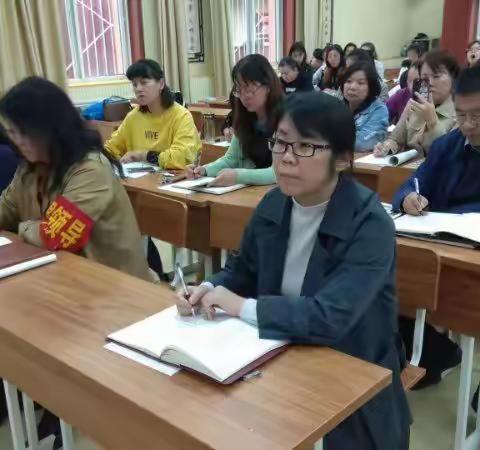 铸魂育人，立德树人，写好教育新篇章——大营盘小学深化思政课教学改革研究之专家引领篇