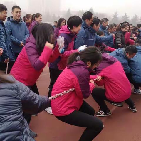 许昌分行举行庆祝中原银行成立5周年职工运动会