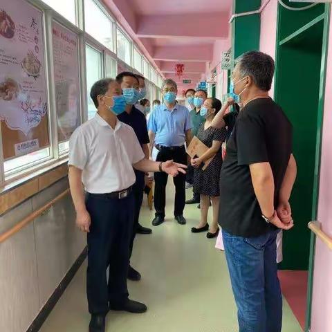 邢台市医疗保障局党组书记、局长赵占平一行到我院调研医疗保障工作