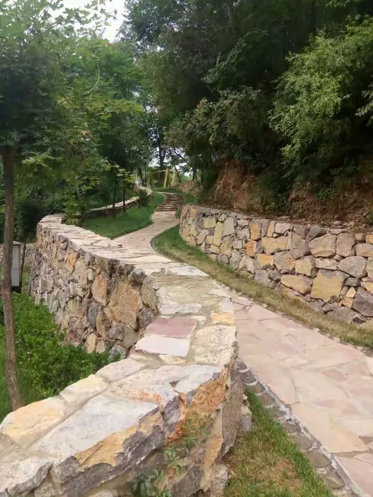 皇后镇柏尖山度假社区