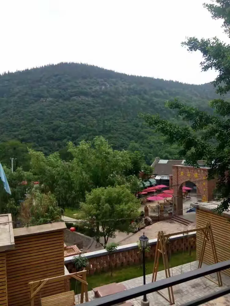 皇后镇柏尖山度假社区