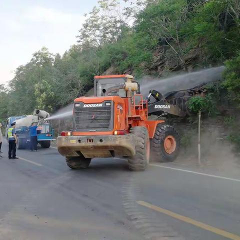 常平乡多措并举拆违建全力打造四好公路