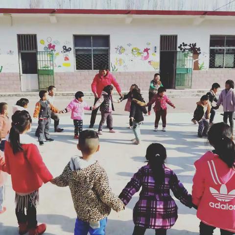 【田黄镇辛庄小学附属幼儿园】冬天到了，我们也不怕冷！