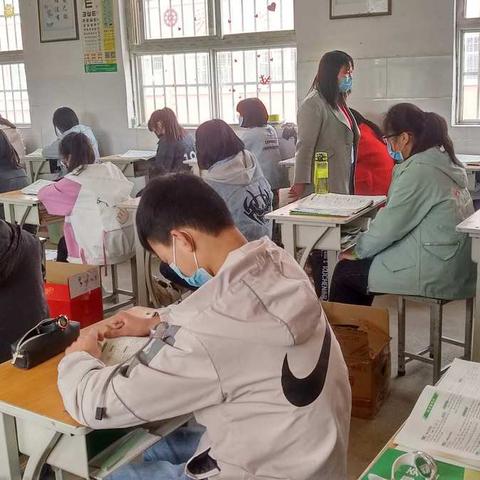 九年级    开学季 ------姜庄乡初级中学复学首日纪实