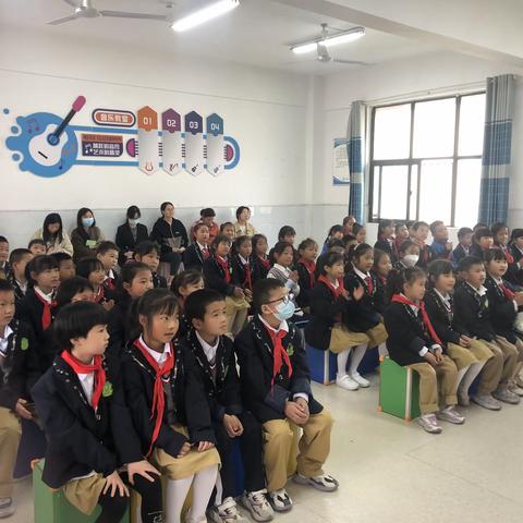 “音”教而研，“乐”享律动———息县第十一小学综合组教研