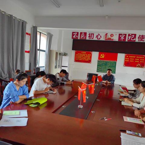 “艺趣课堂•与美同行”———记息县第十一小学体艺组第三次教研