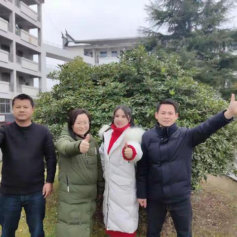 教学相长，研无止境————记四年级数学组教研活动