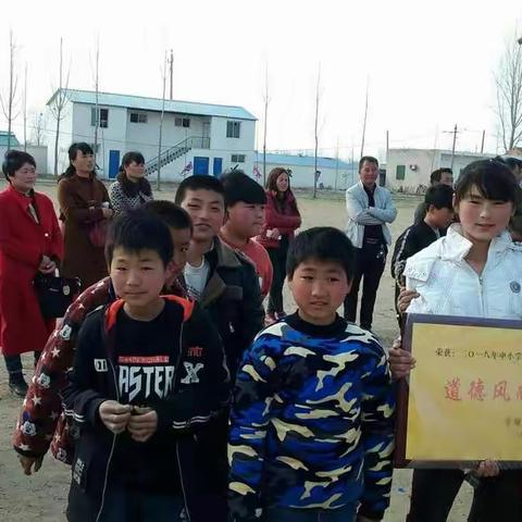 邢楼小学春季运动会参赛小选手精彩瞬间
