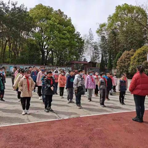 “拥抱春天，播种梦想”——芦溪镇东渡小学2022年春季开学典礼纪实