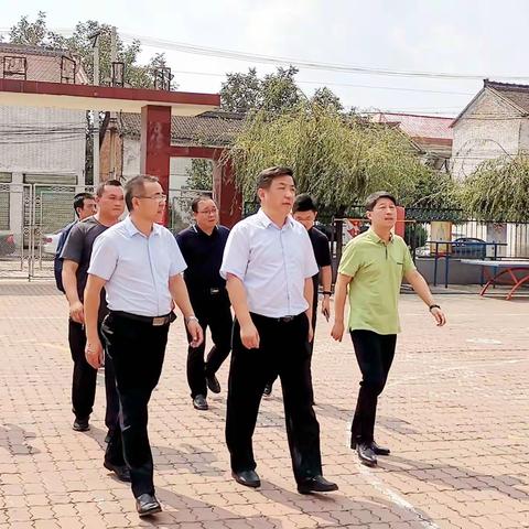 【情系教师节  慰问催奋进】——长治市市委常委、潞州区区委书记胡勇一行深入台上小学进行教师节慰问活动