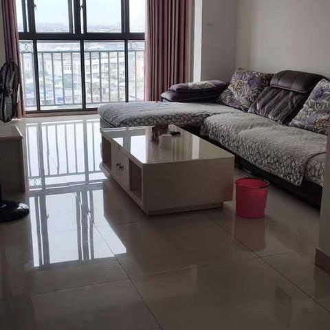 急急租东湖丽景10楼，2/2/1，精装修全家具家电空调1台，租15800元，连系电话66123.61109