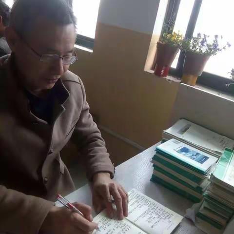 让诚信融入班级管理——明村小学5·2萤火虫中队班主任