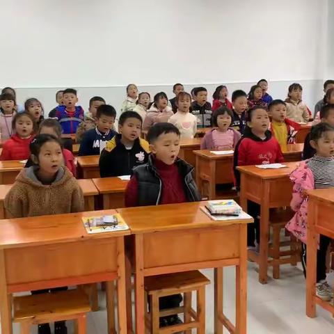 致班主任工作——音乐节，班班有歌声，声声唱祖国