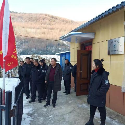 互相学习同进步    观摩交流促提升