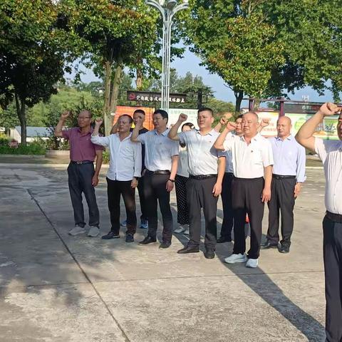 庆祝中国共产党成立102周年。学习贯彻习近平新时代中国特色社会主义思想和党的十九大精神。