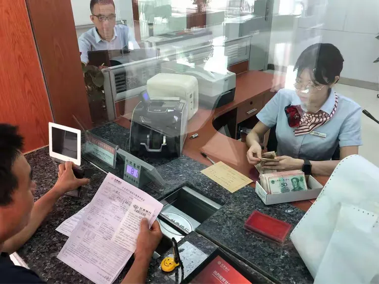 甘肃银行天水分行6月现金业务运行月报